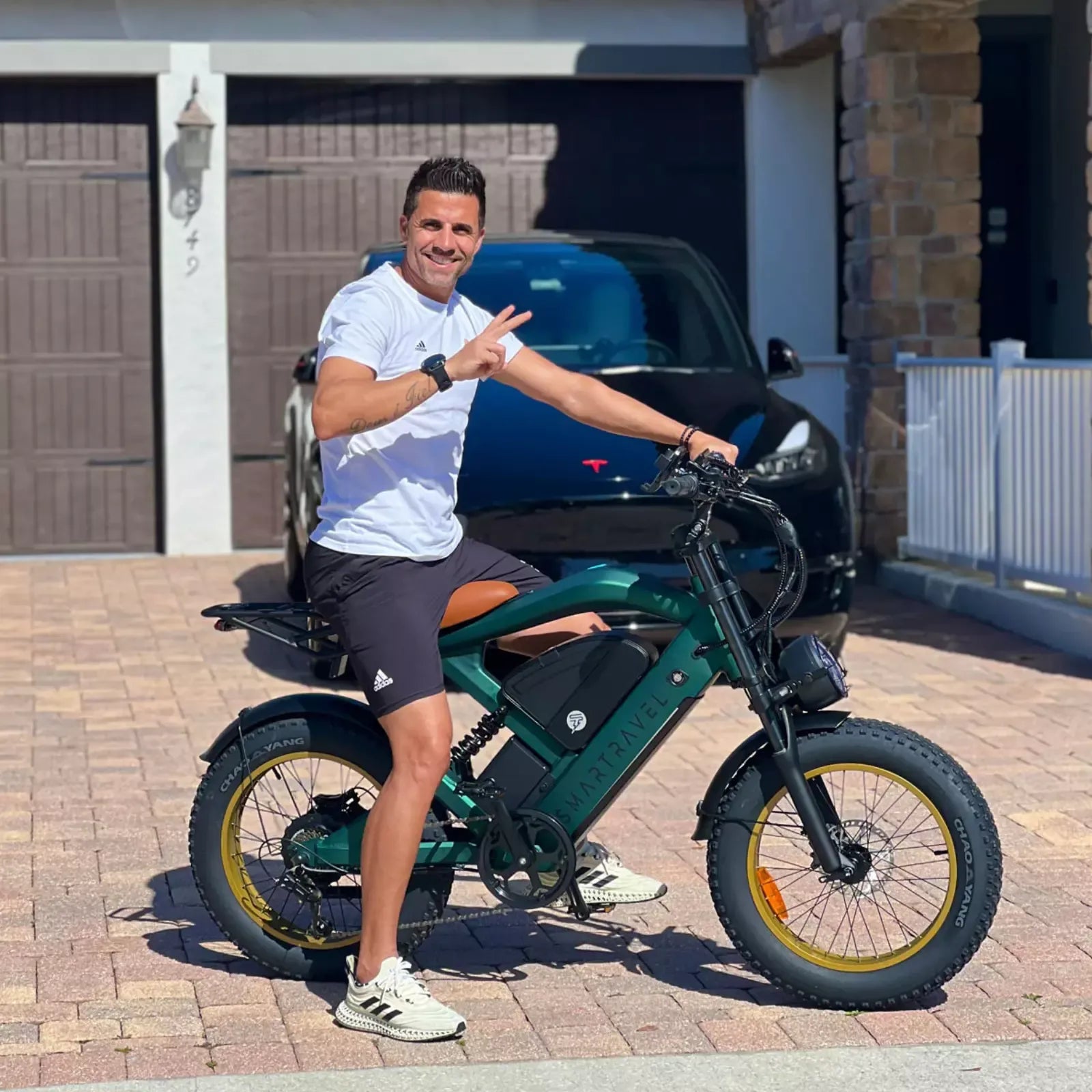 Smartravel Raptor ST202 GPS-Enabled All-Terrain Electric Bike